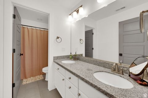 Tiny photo for 497 N STONE CREEK CIR, Bountiful, UT 84010 (MLS # 2116895)