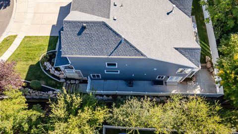 Tiny photo for 497 N STONE CREEK CIR, Bountiful, UT 84010 (MLS # 2116895)