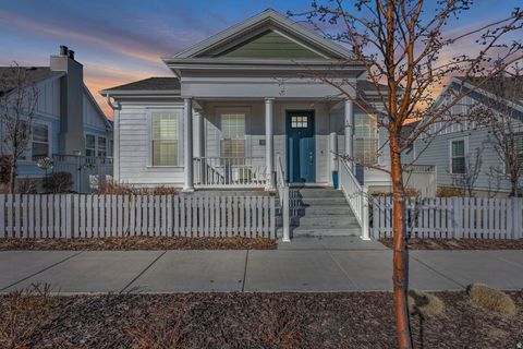Tiny photo for 10963 S KESTREL RISE RD, South Jordan, UT 84009 (MLS # 2134699)