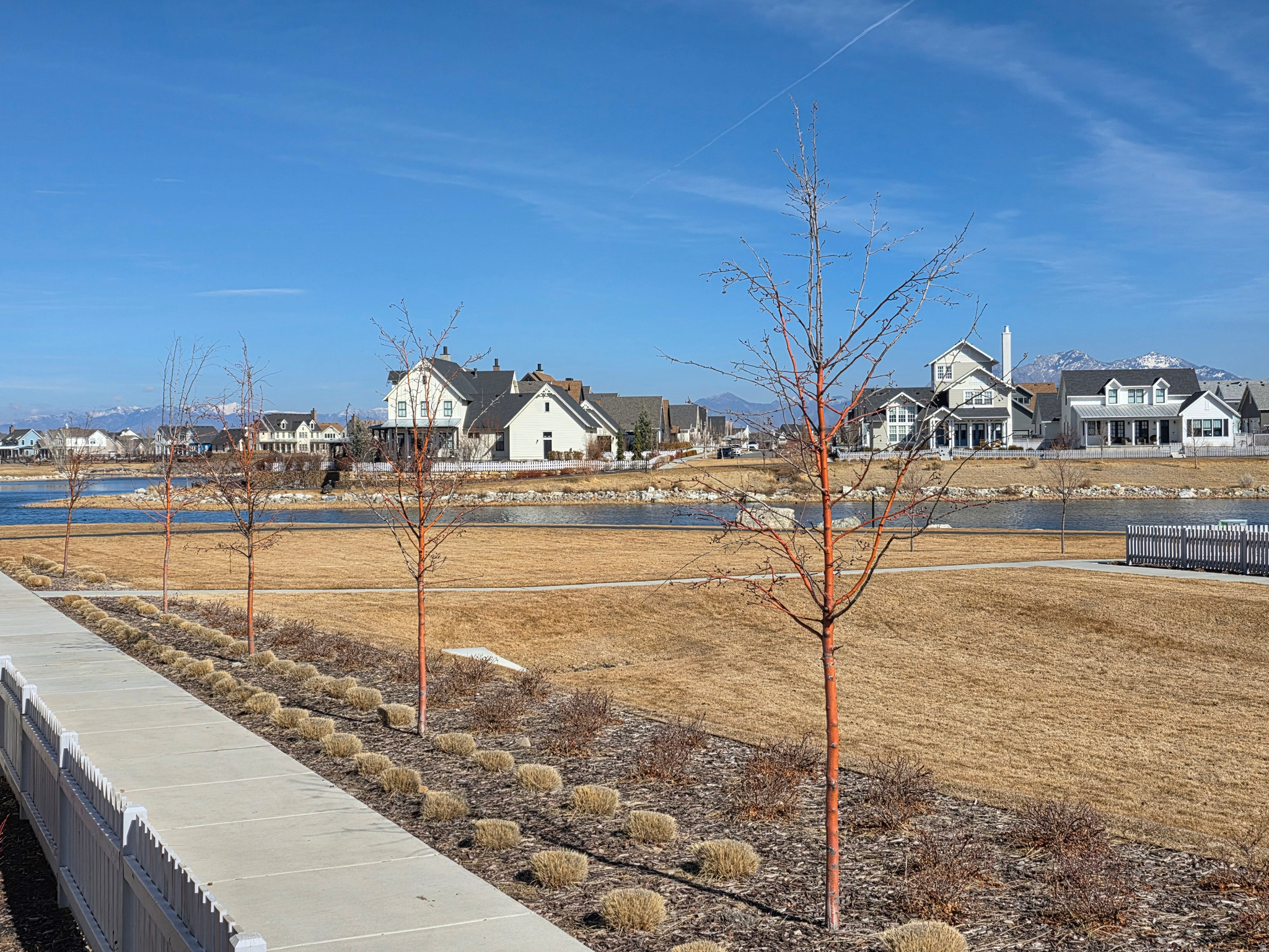 GARDEN PARK LAKESIDE - Residential