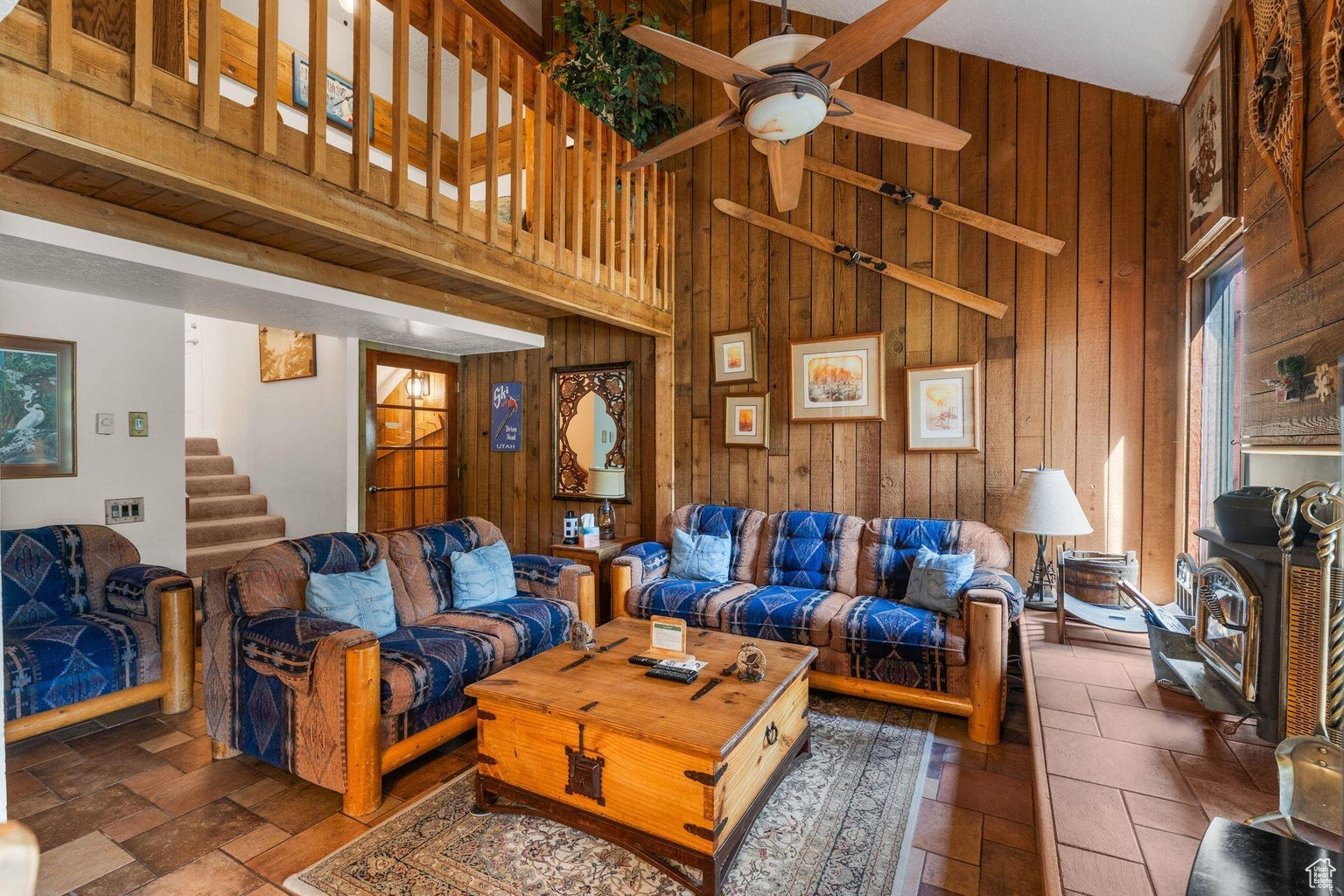 ASPENS CONDOS - Residential
