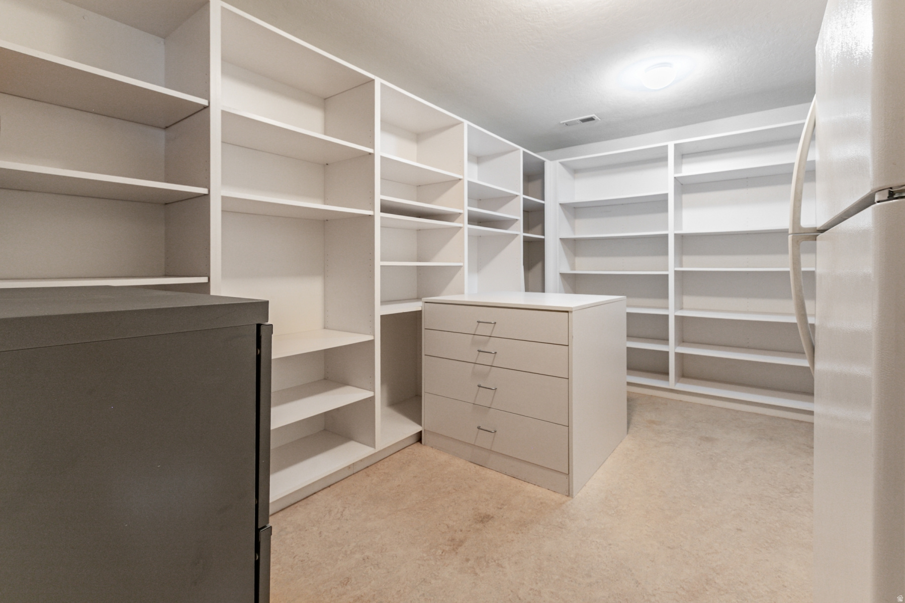 COTTAGE COVE CONDMN - Residential