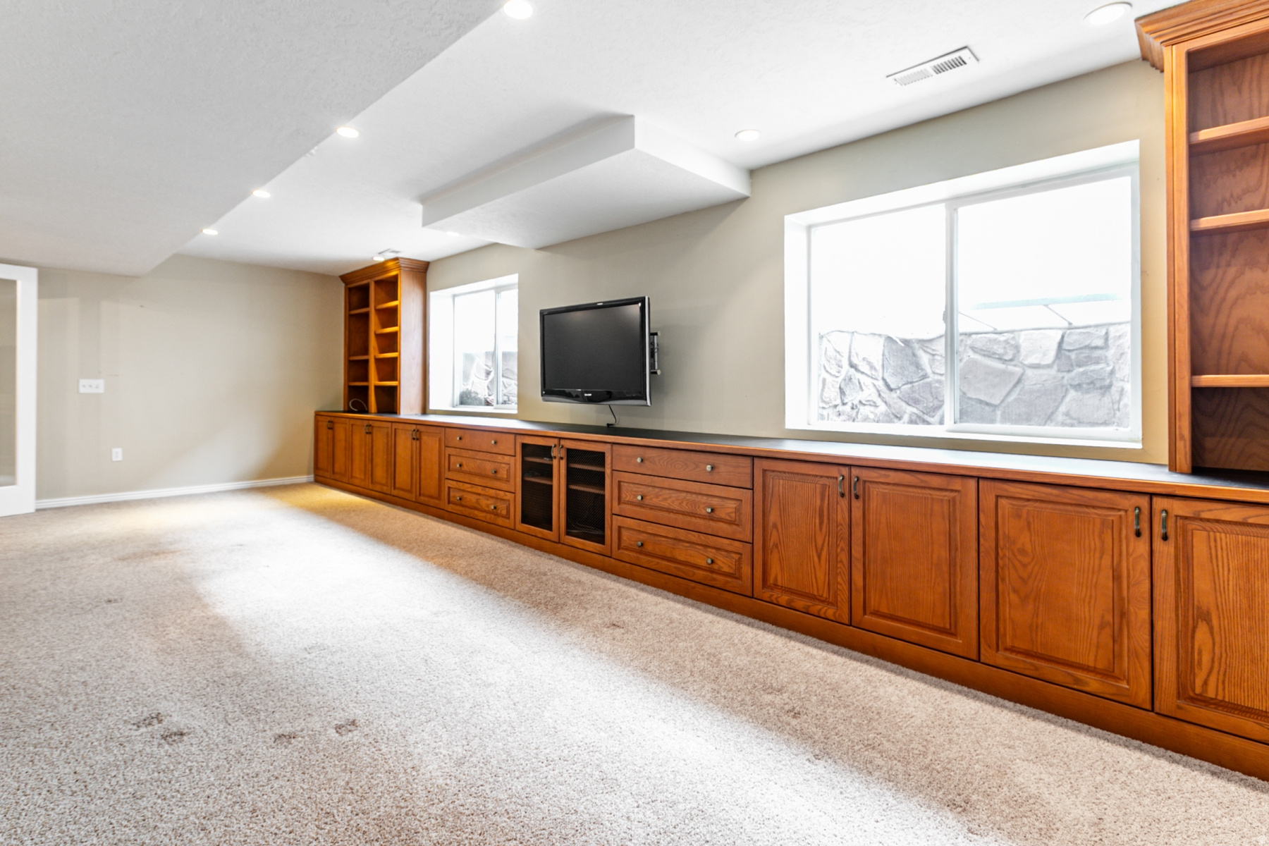 COTTAGE COVE CONDMN - Residential