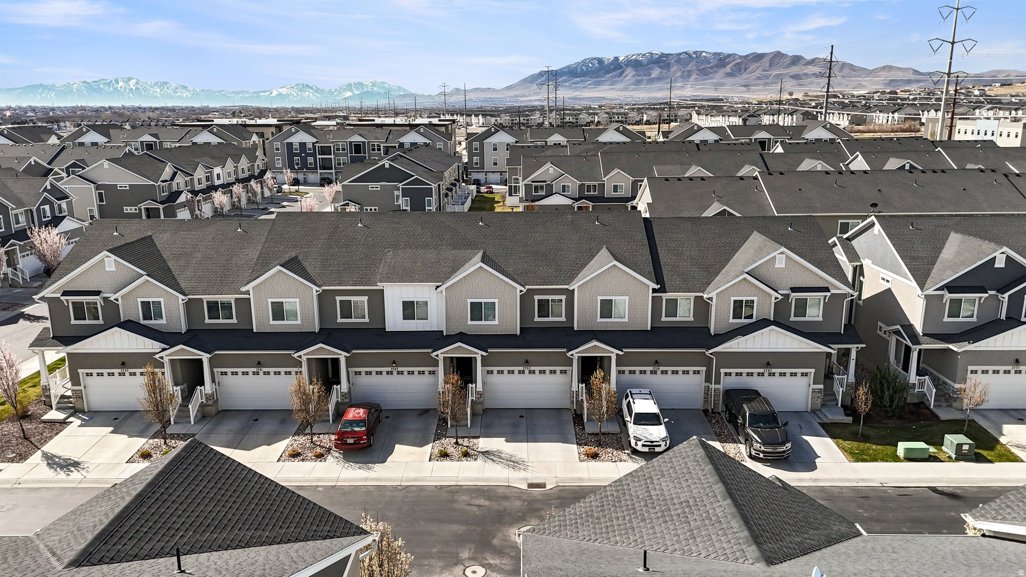 NORTH POINTE - Residential