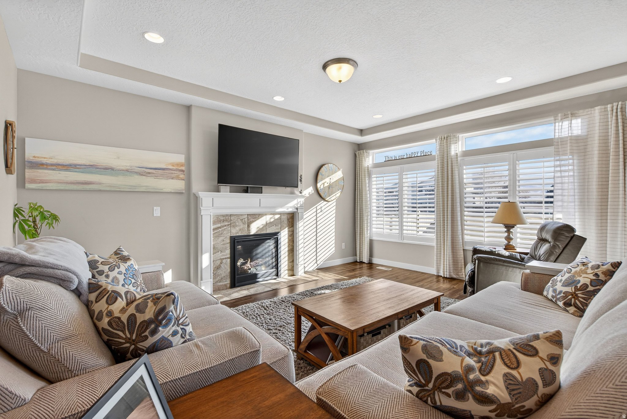 VALLEY STATION - Residential