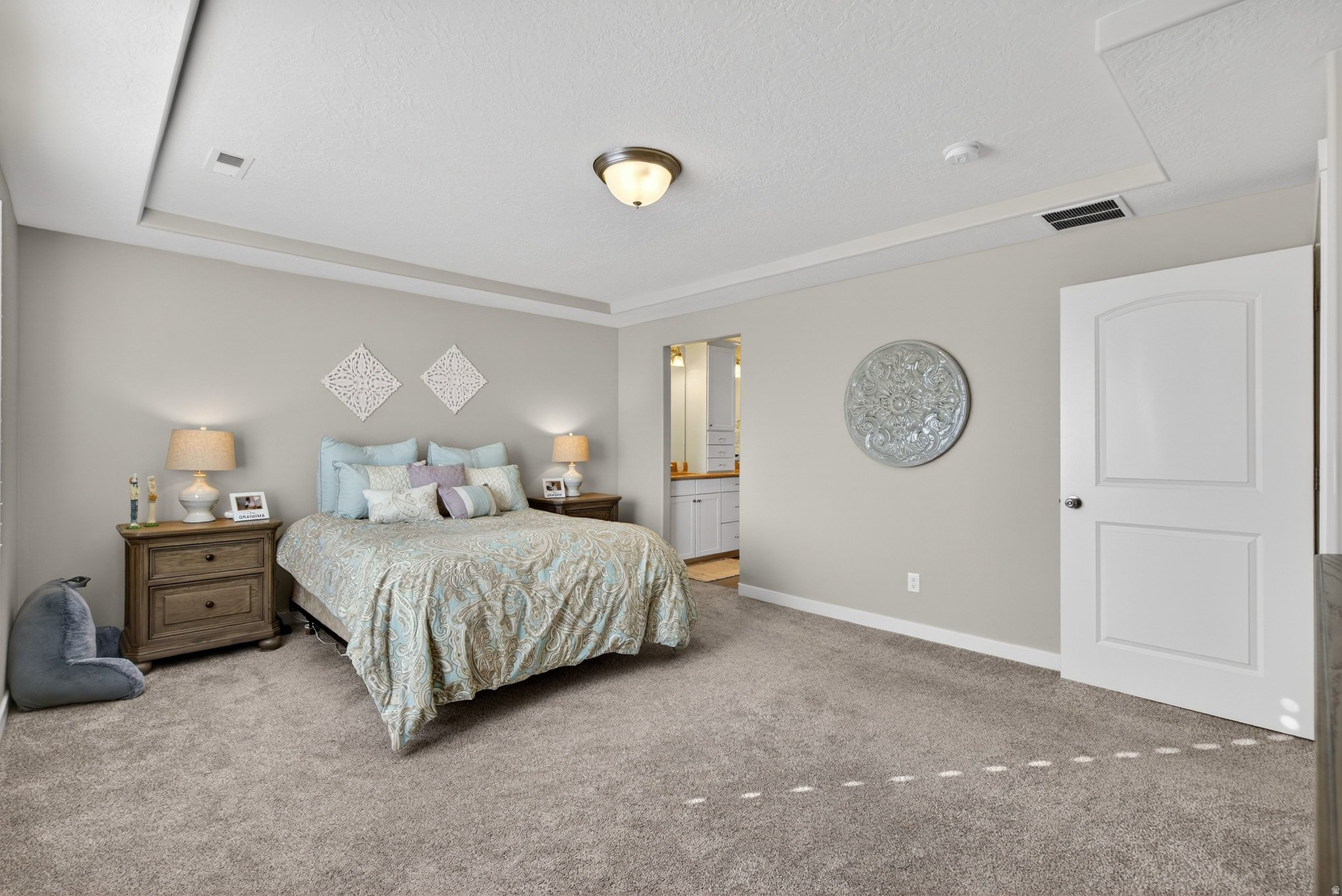 VALLEY STATION - Residential