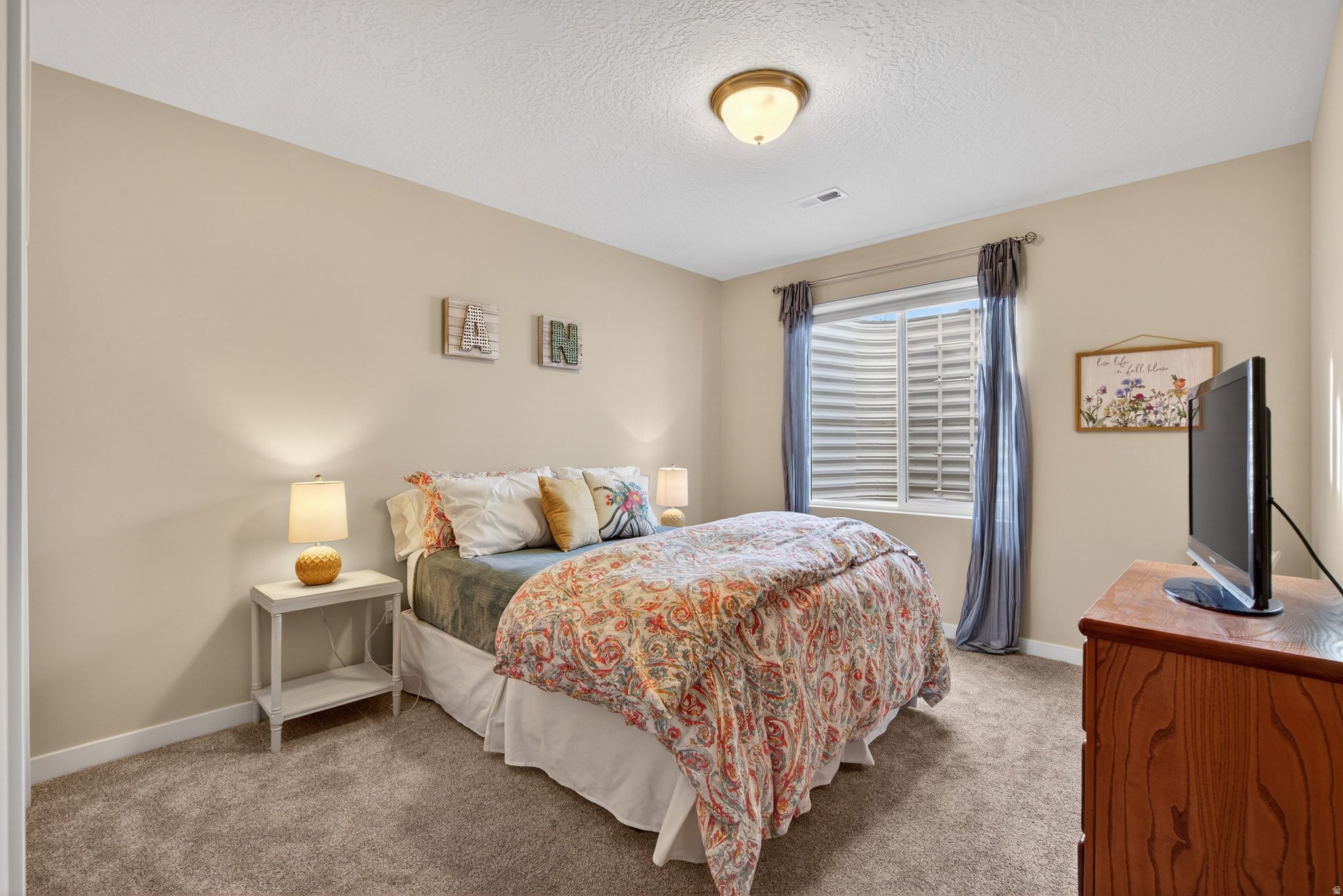 VALLEY STATION - Residential