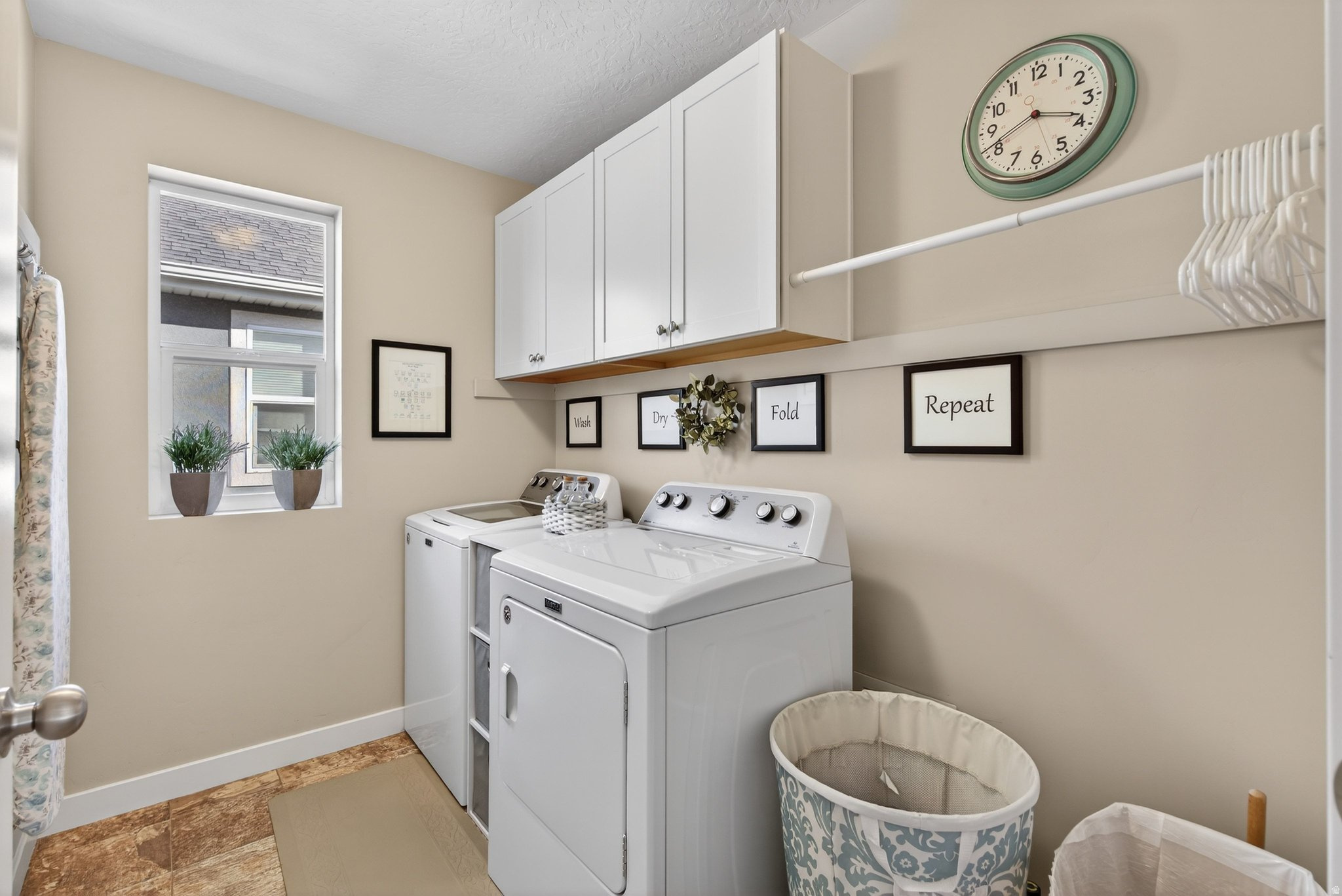 VALLEY STATION - Residential