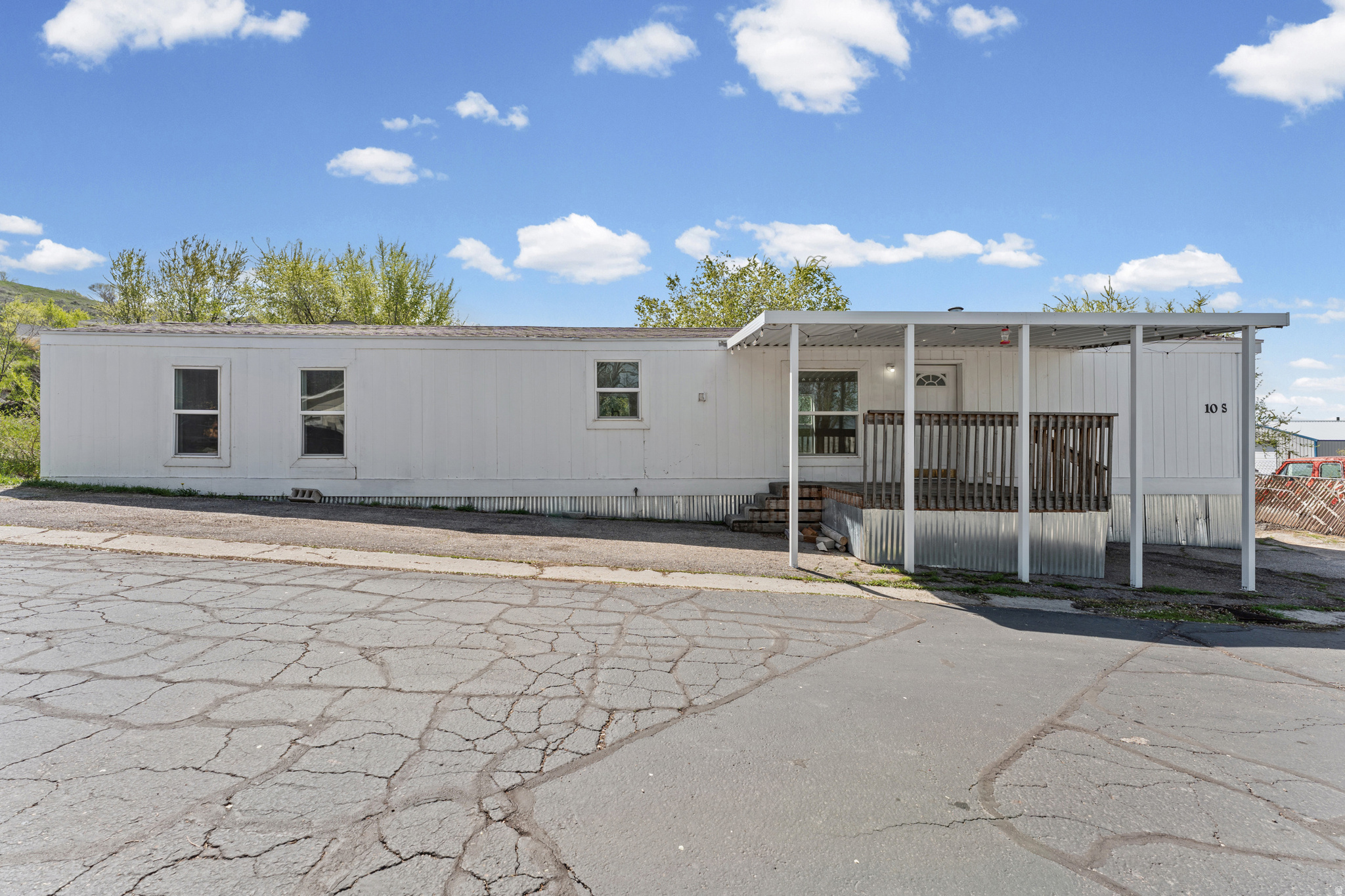 COLEMAN MOBILE HOME COURT - Residential