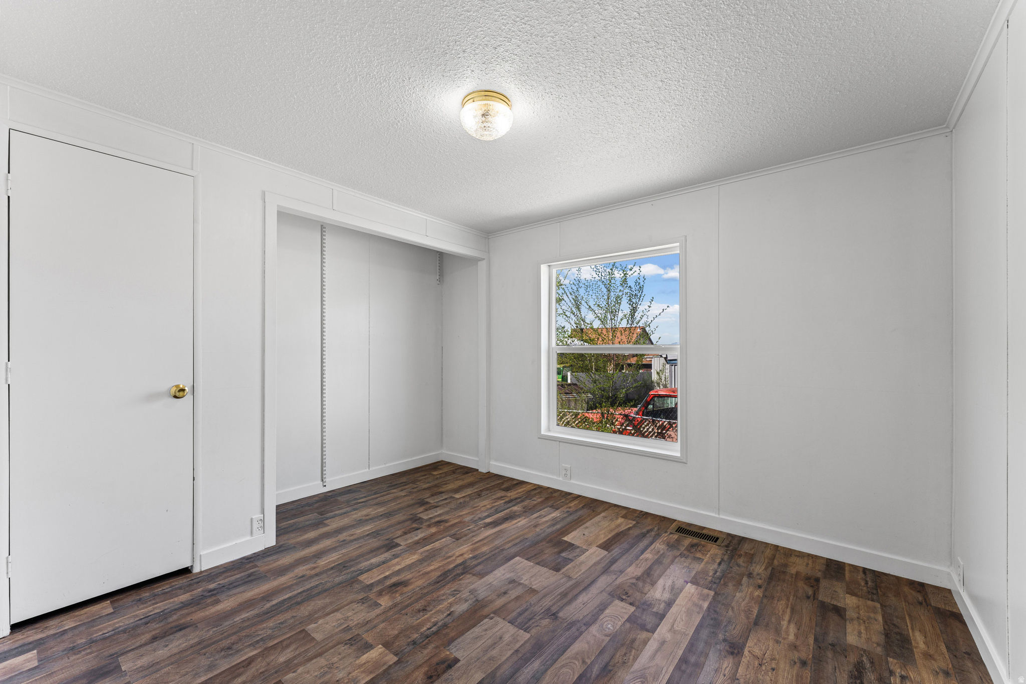 COLEMAN MOBILE HOME COURT - Residential