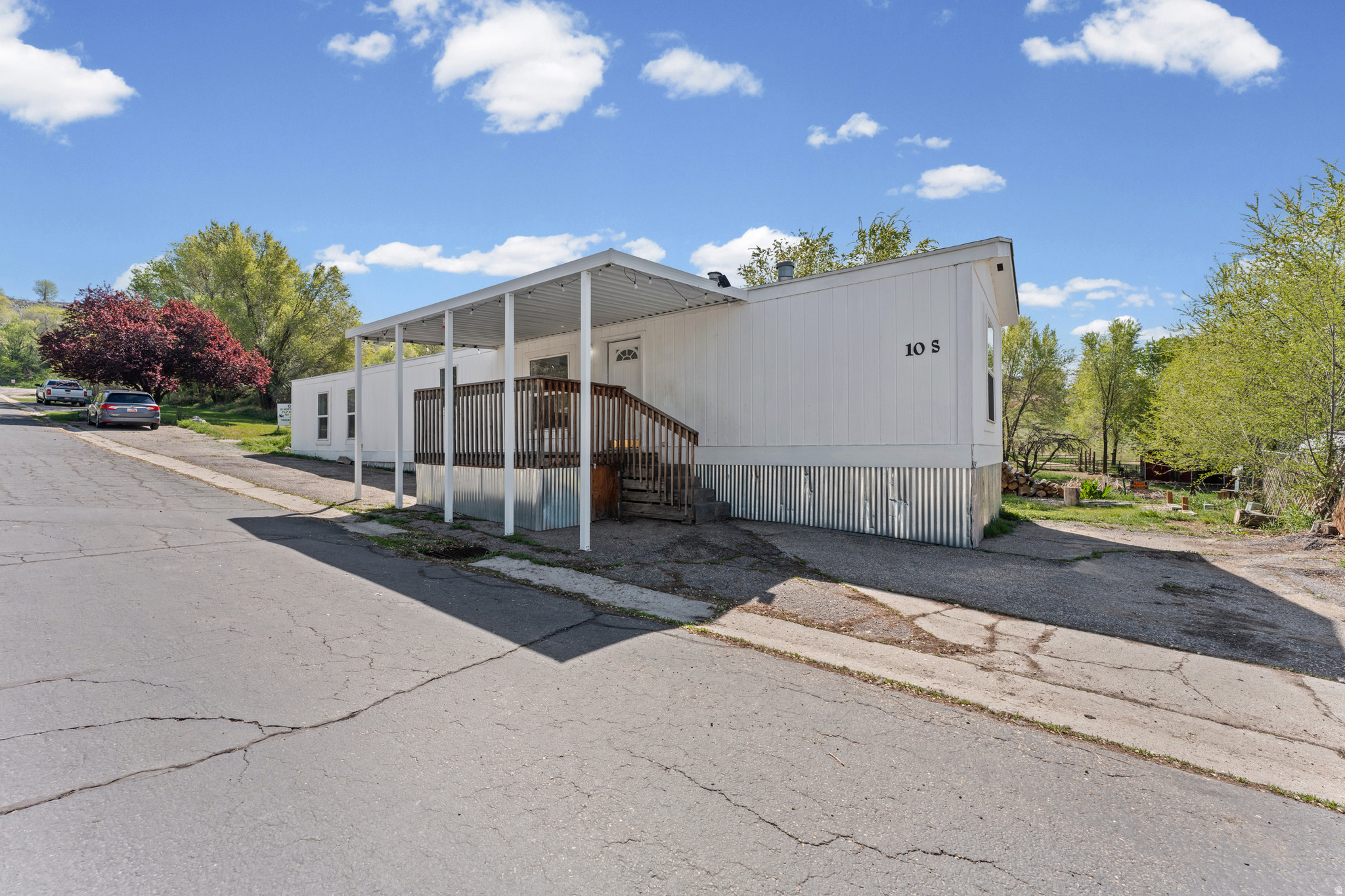 COLEMAN MOBILE HOME COURT - Residential