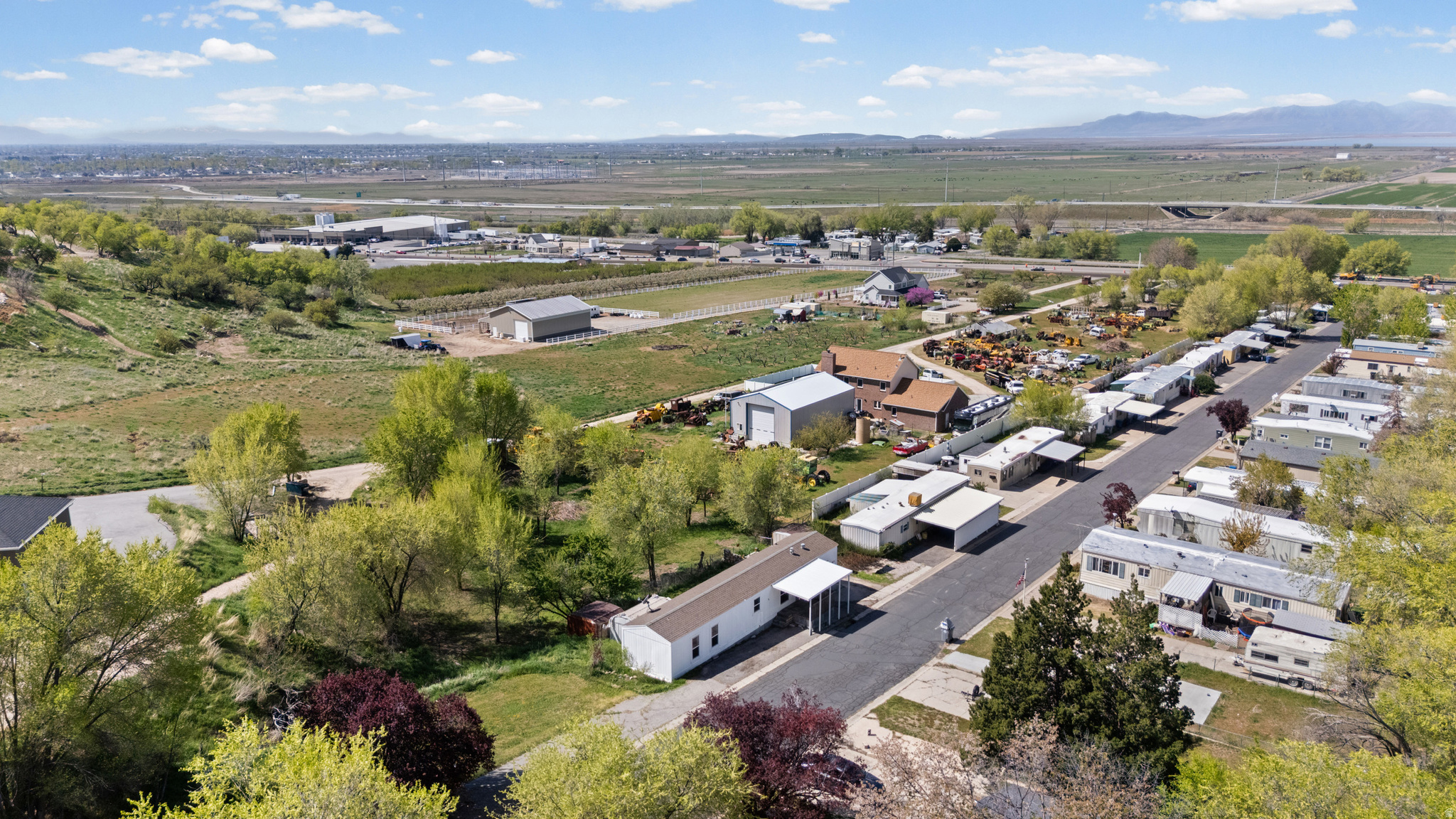 COLEMAN MOBILE HOME COURT - Residential