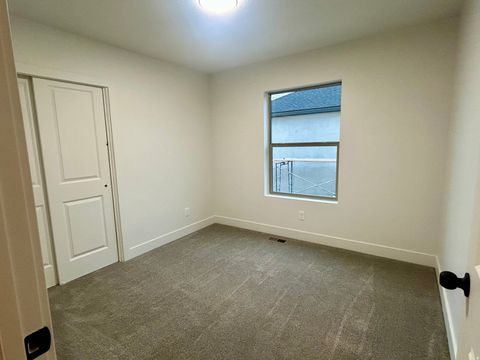 Tiny photo for 91 S 400 W, Kaysville, UT 84037 (MLS # 2127031)