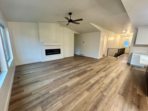Tiny photo for 91 S 400 W, Kaysville, UT 84037 (MLS # 2127031)