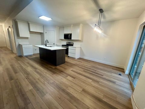 Tiny photo for 91 S 400 W, Kaysville, UT 84037 (MLS # 2127031)