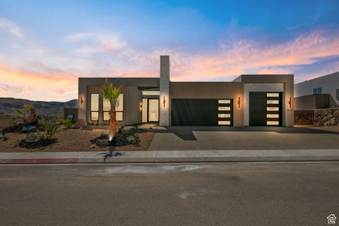 Tiny photo for 1545 W 840 S, Hurricane, UT 84737 (MLS # 2115135)