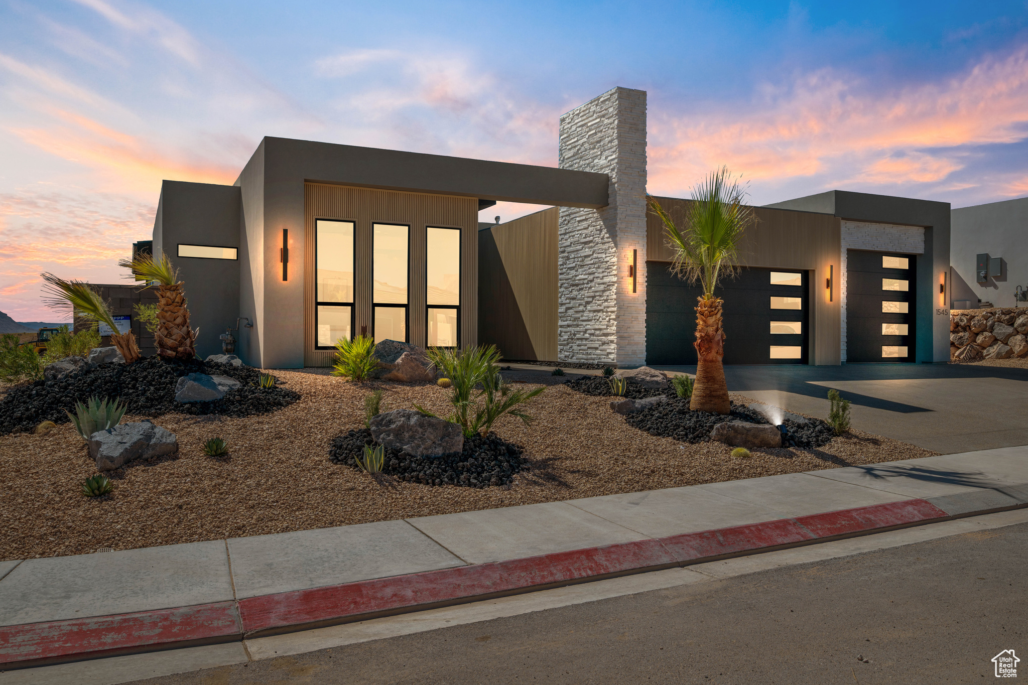 SCENIC POINT - Residential