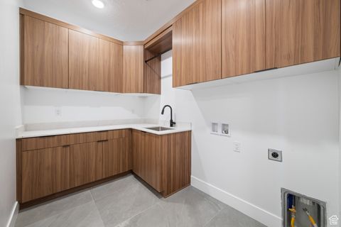 Tiny photo for 1545 W 840 S, Hurricane, UT 84737 (MLS # 2115135)