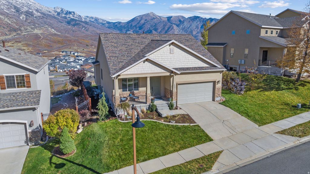 Photo for 14971 S WINGED BLUFF LN, Draper, UT 84020 (MLS # 2120061)