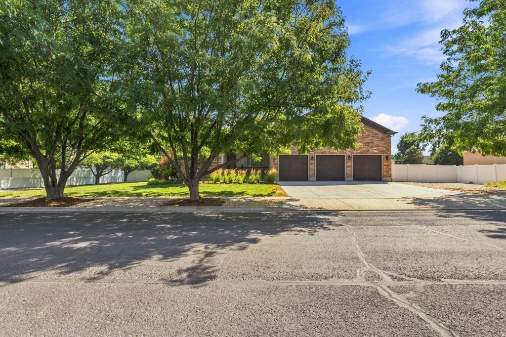 Photo of 5492 DERBY LN, Stansbury Park, UT 84074 (MLS # 2177015)