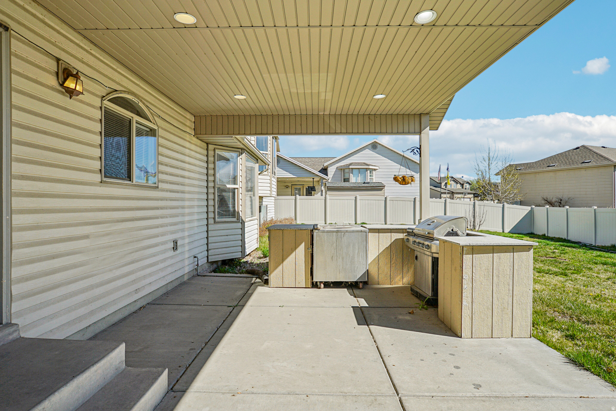 SHADY MEADOWS - Residential