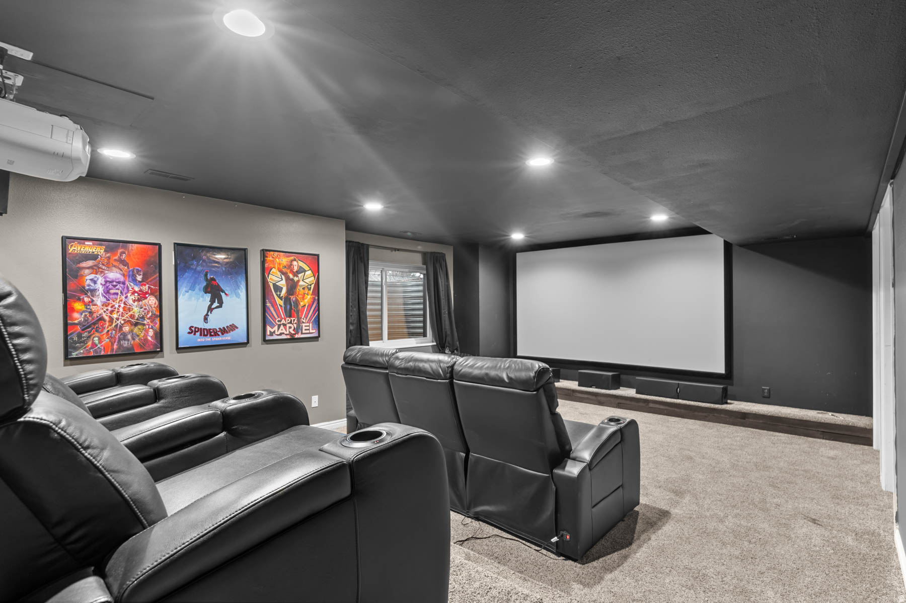 THE OAKS - Residential