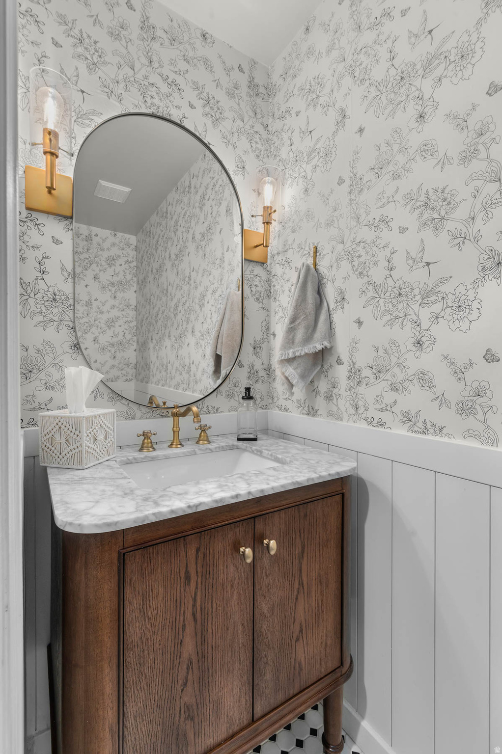 THE OAKS - Residential