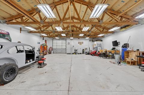 Tiny photo for 911 S 1500 E, Clearfield, UT 84015 (MLS # 2136316)