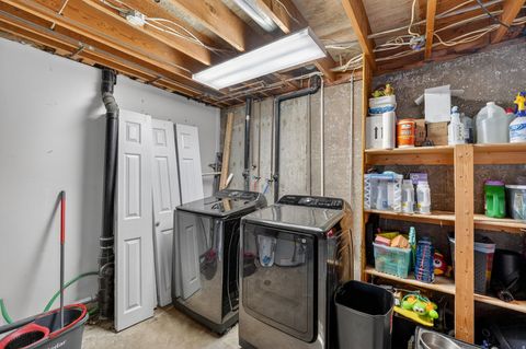 Tiny photo for 911 S 1500 E, Clearfield, UT 84015 (MLS # 2136316)