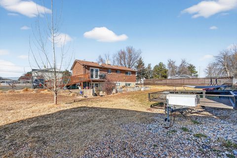 Tiny photo for 911 S 1500 E, Clearfield, UT 84015 (MLS # 2136316)