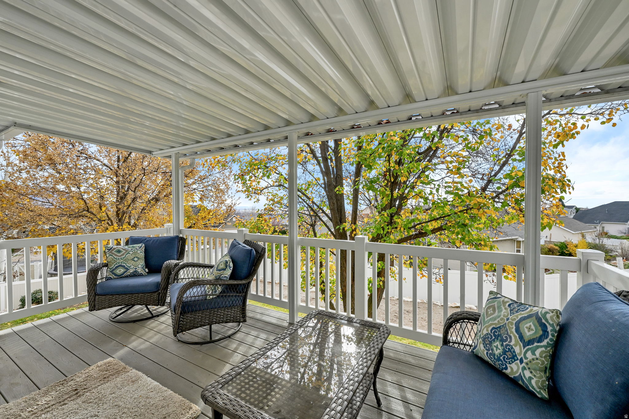 PEBBLE BEACH - Residential