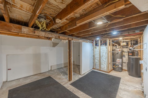Tiny photo for 505 E 900 N, Bountiful, UT 84010 (MLS # 2185203)