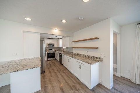 Tiny photo for 505 E 900 N, Bountiful, UT 84010 (MLS # 2185203)