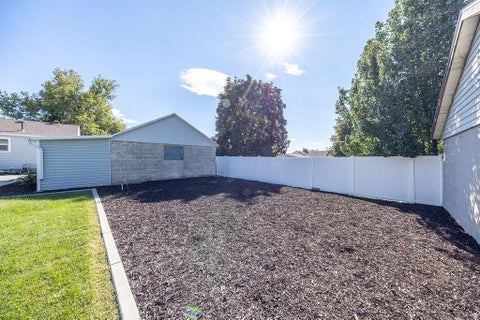 Tiny photo for 505 E 900 N, Bountiful, UT 84010 (MLS # 2185203)
