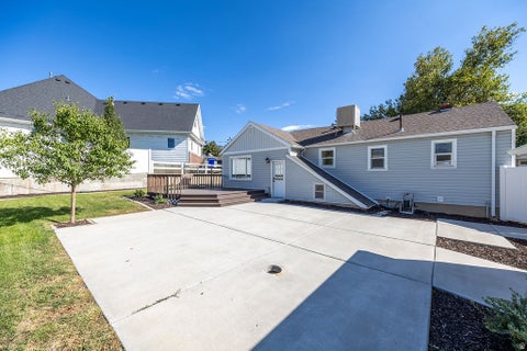 Tiny photo for 505 E 900 N, Bountiful, UT 84010 (MLS # 2185203)