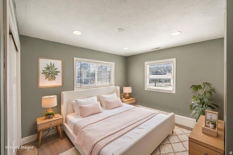 Tiny photo for 505 E 900 N, Bountiful, UT 84010 (MLS # 2185203)