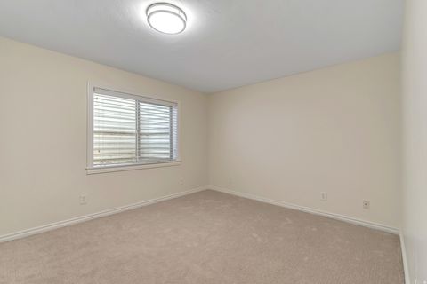 Tiny photo for 534 E FOX FARM PL, Draper, UT 84020 (MLS # 2149716)