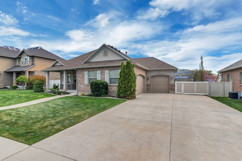 Tiny photo for 534 E FOX FARM PL, Draper, UT 84020 (MLS # 2149716)