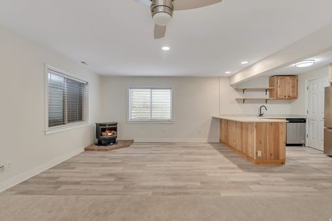 Tiny photo for 534 E FOX FARM PL, Draper, UT 84020 (MLS # 2149716)