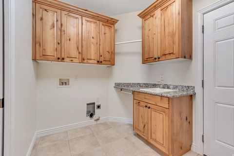 Tiny photo for 534 E FOX FARM PL, Draper, UT 84020 (MLS # 2149716)