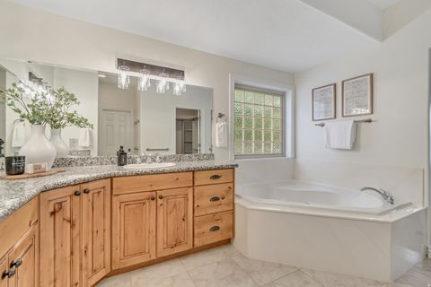 Tiny photo for 534 E FOX FARM PL, Draper, UT 84020 (MLS # 2149716)