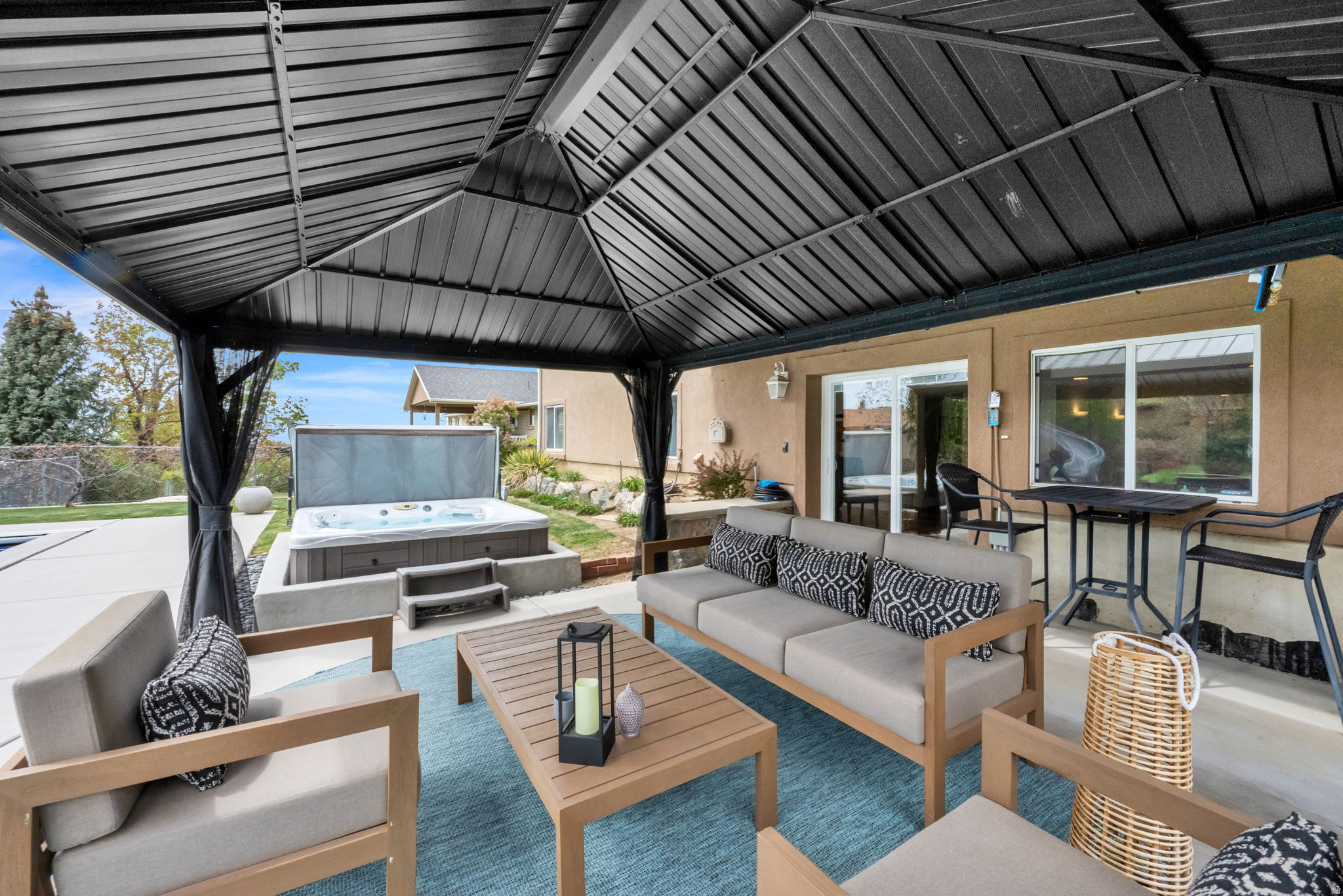 LAKEVIEW TERRACE - Residential