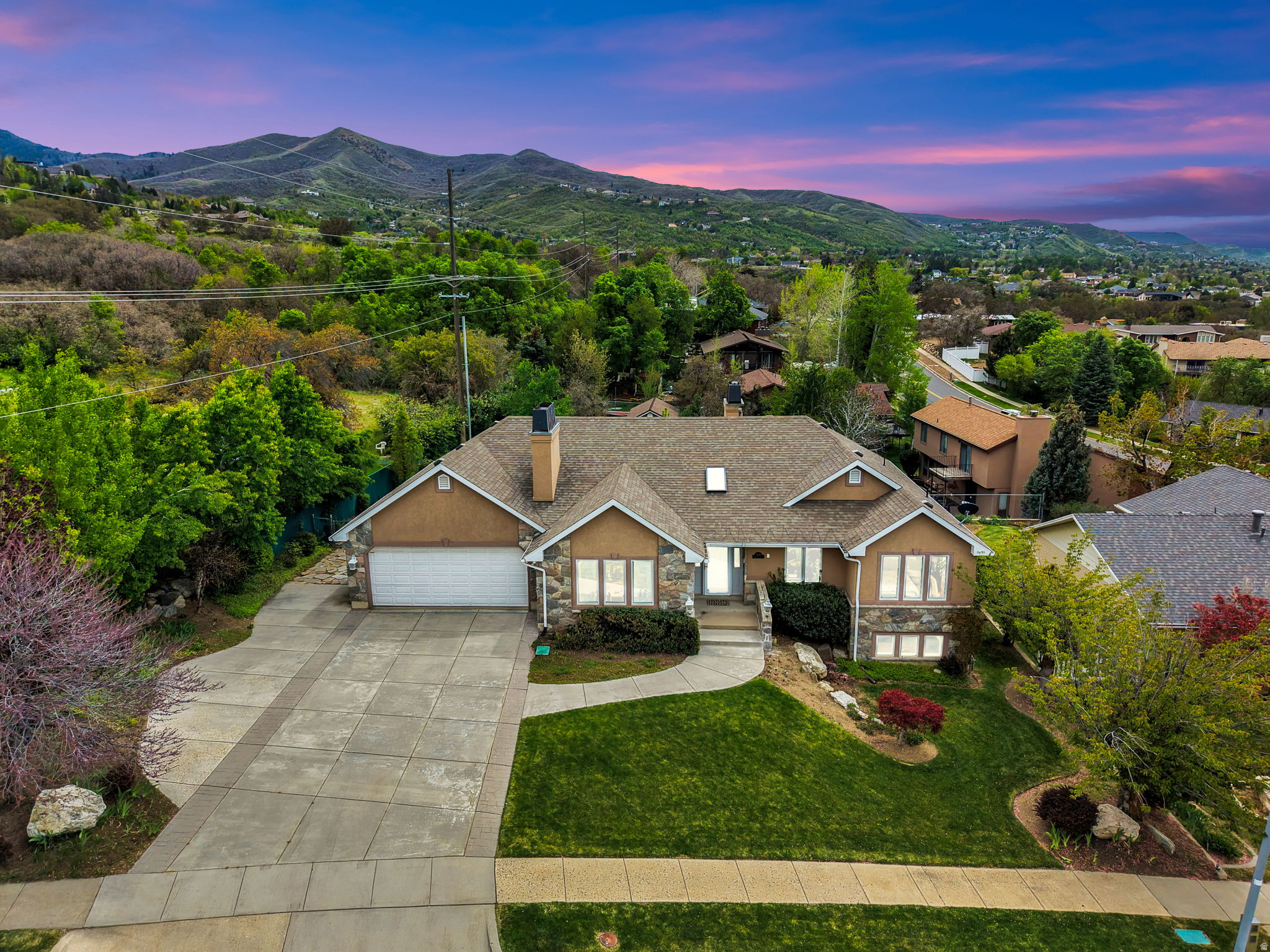 LAKEVIEW TERRACE - Residential