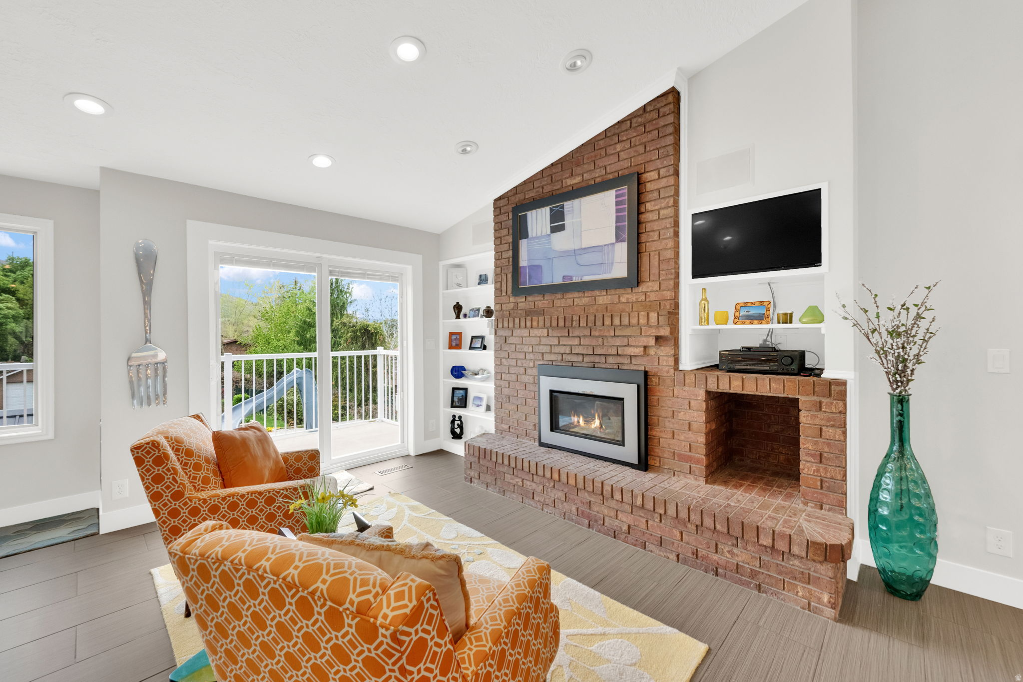 LAKEVIEW TERRACE - Residential