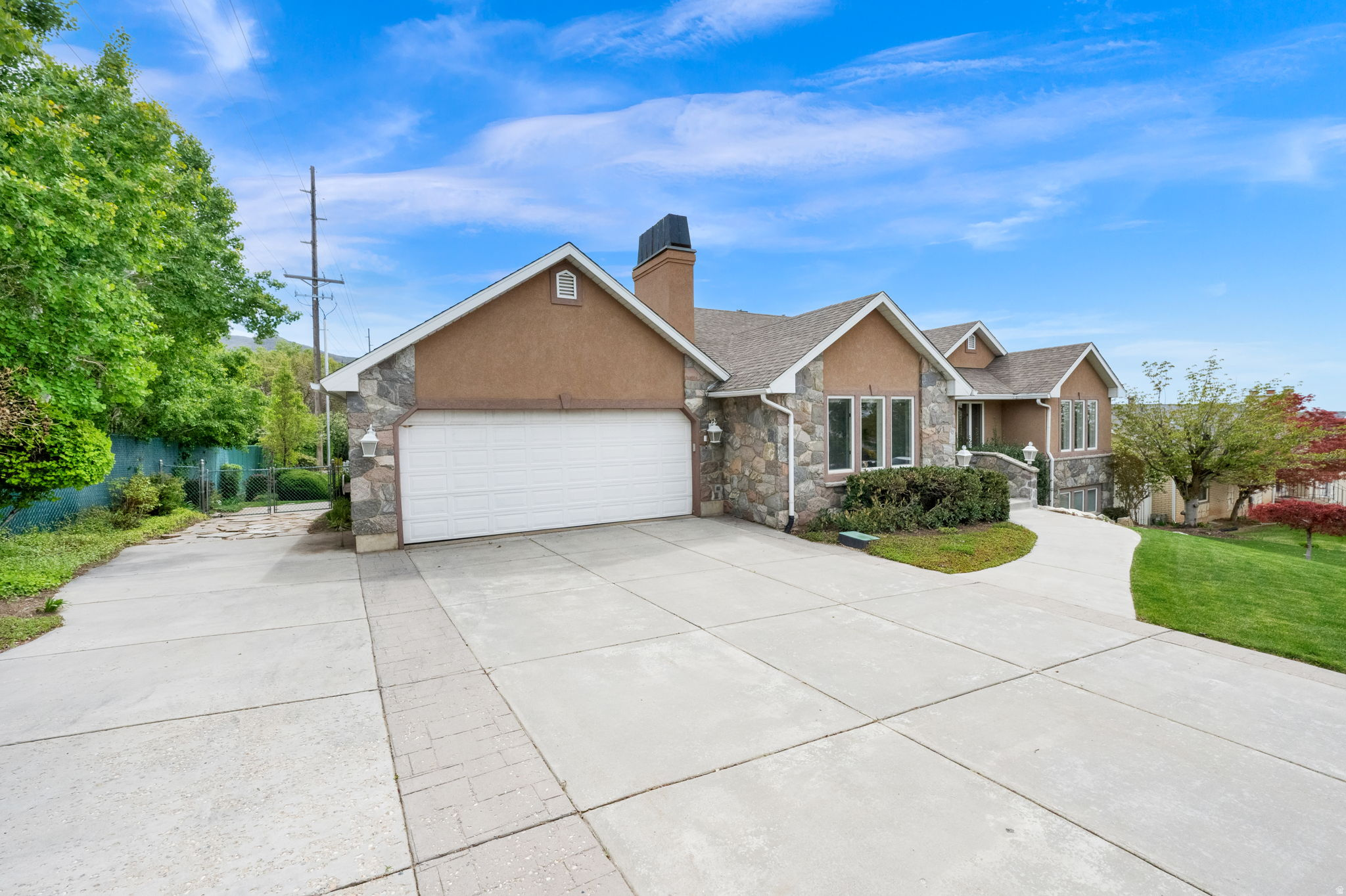 LAKEVIEW TERRACE - Residential