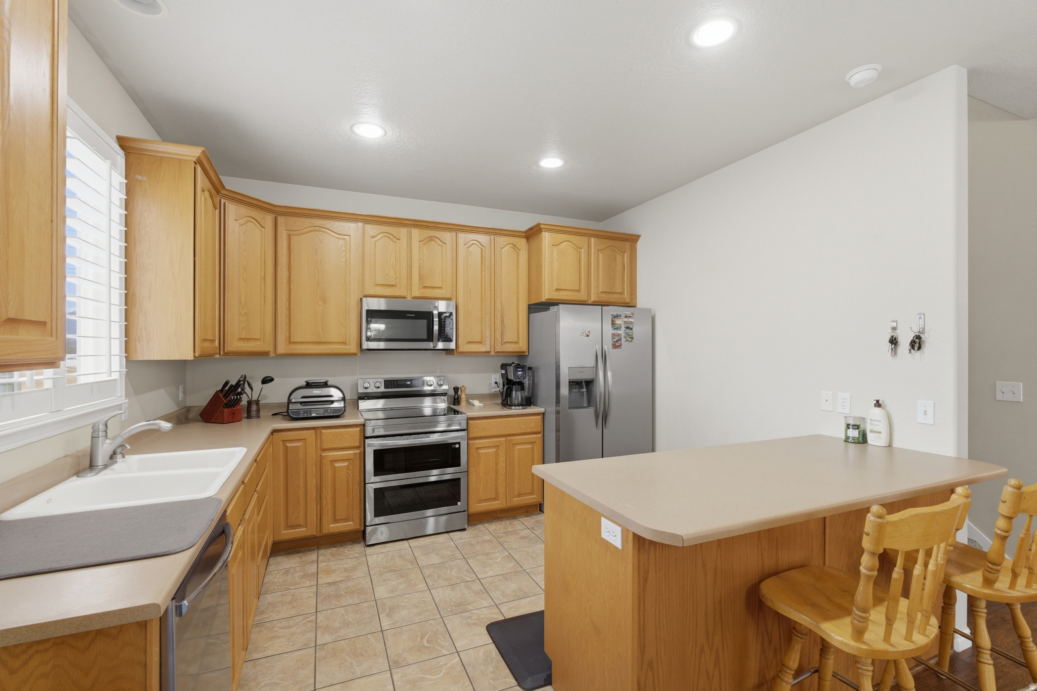 TOWNS AT LEGACY RANC - Residential