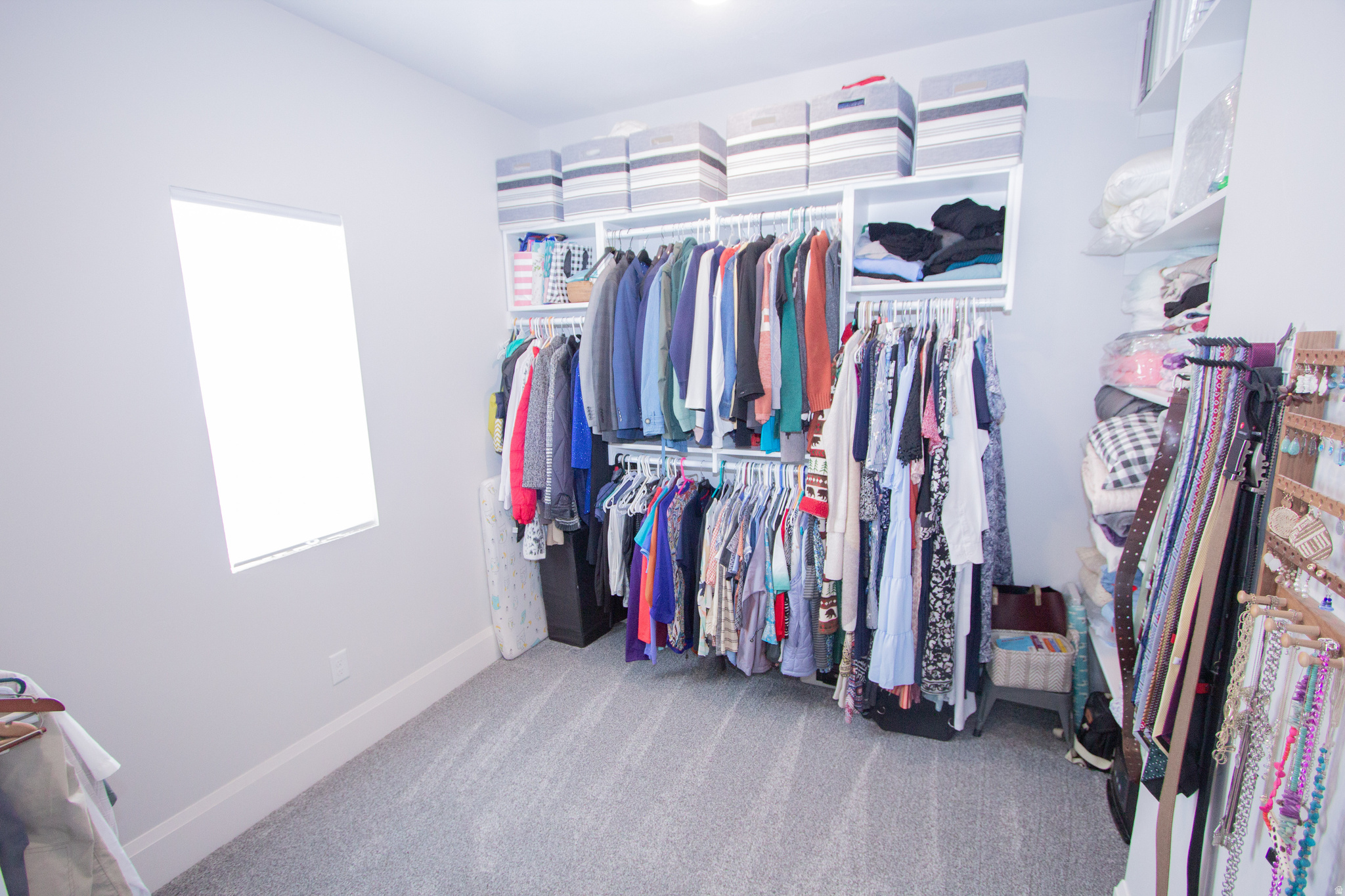 HAWK CREST - Residential