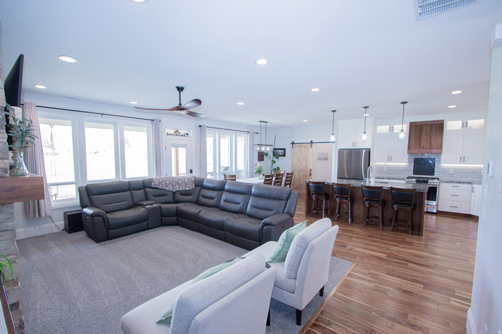 HAWK CREST - Residential