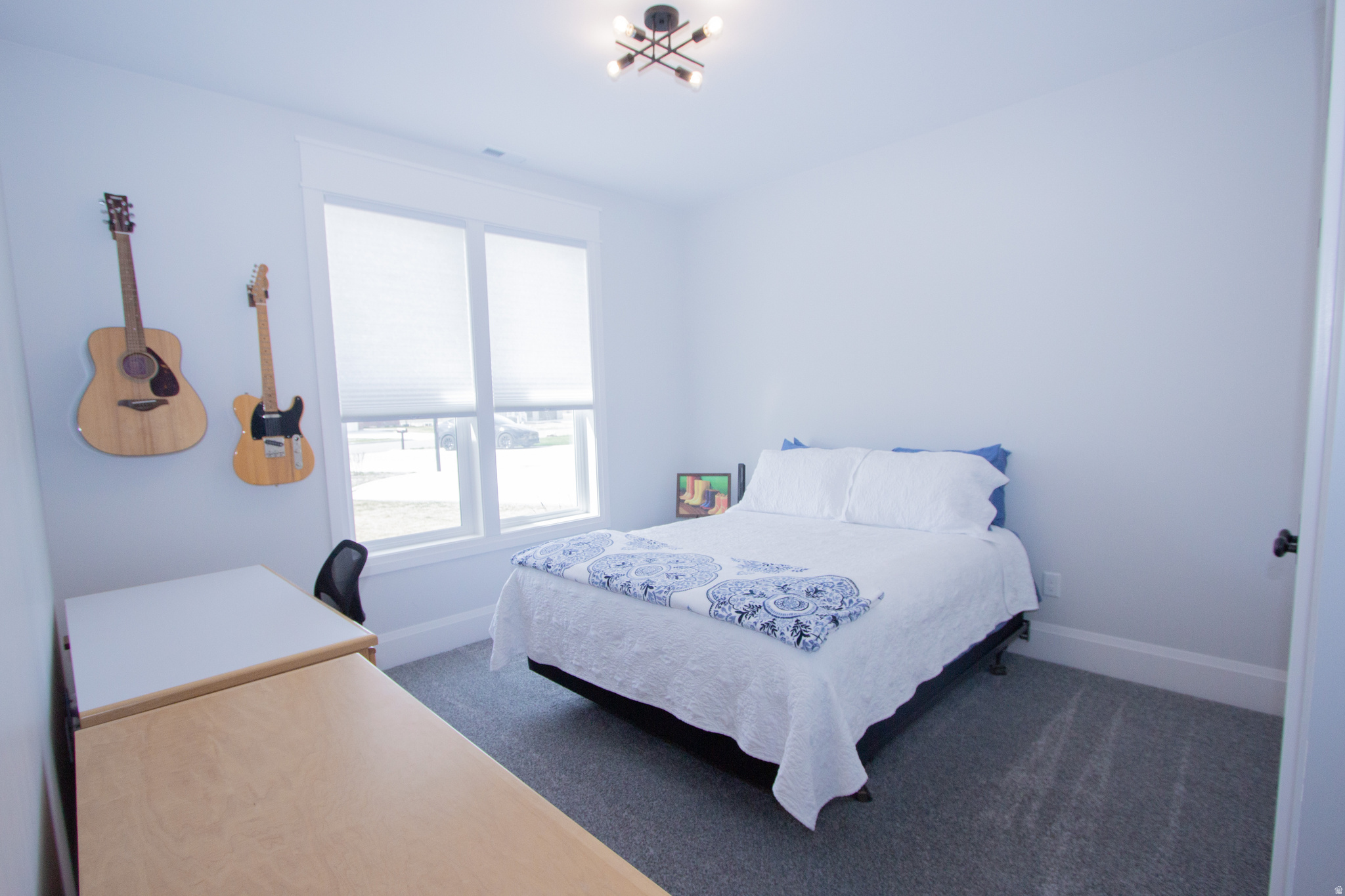 HAWK CREST - Residential