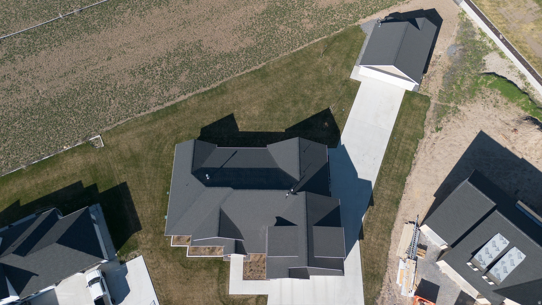 HAWK CREST - Residential